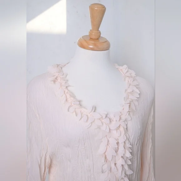 Miss Tee | Peach pink petal details button up women's blouse - Picture 2 of 12